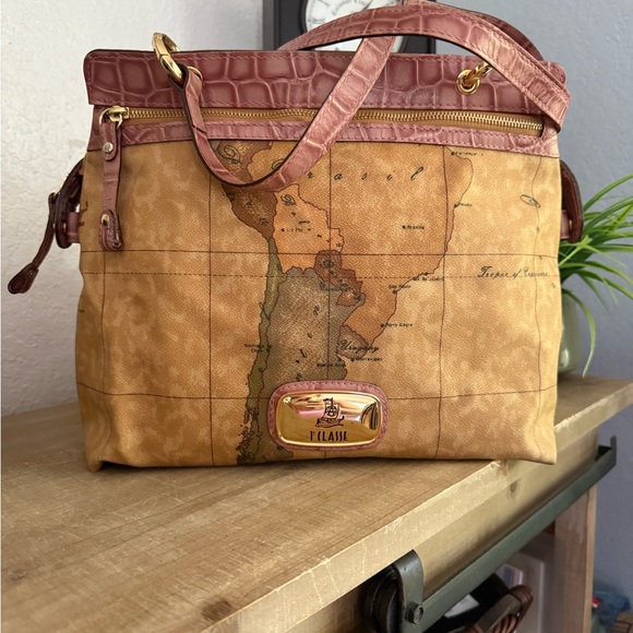 Alviero Martini 1ª Classe Geo Map Tote – Italian Designer, Rare Print - Picture 11 of 11